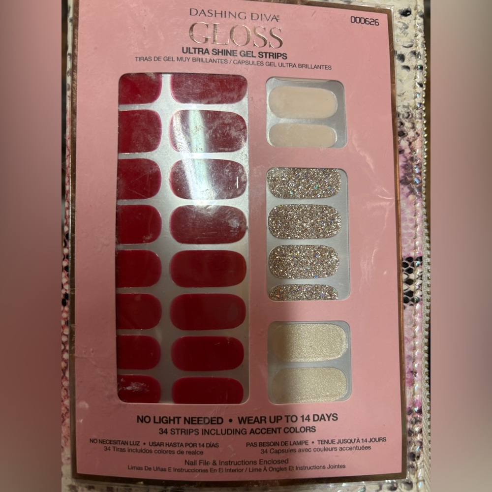 NEW Dashing Diva Gloss Ultra Shine Gel Nail Strips Red Gold Glitter Cream 000626 - Picture 4 of 5